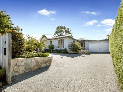 Discover the modern flair, absolute comfort and a glimpse of the bay that this magic family home has to offer.