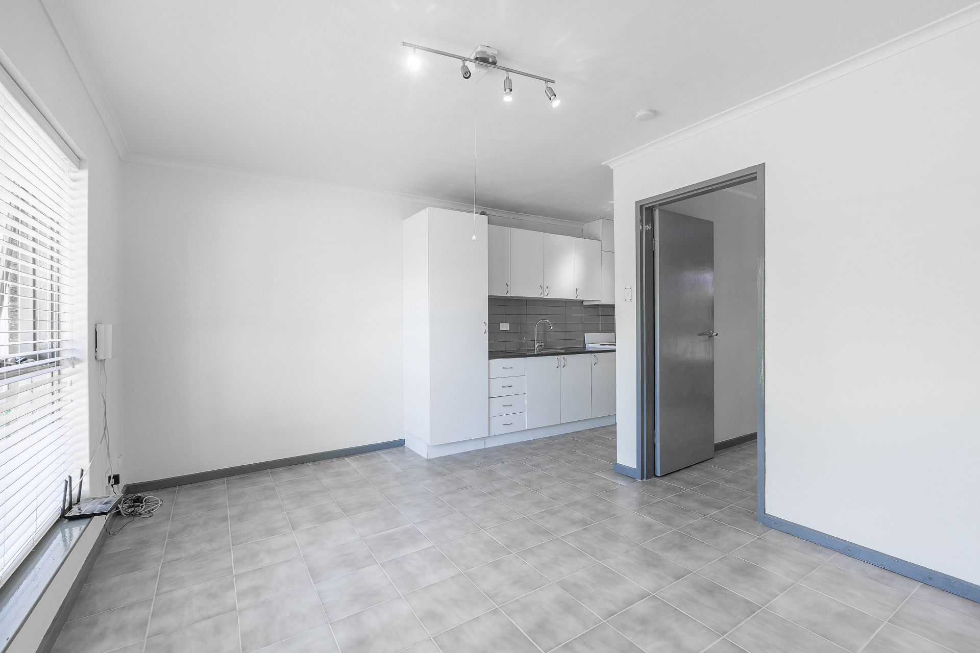 3/1 Hatfield Court, West Footscray - Thumbnail 5