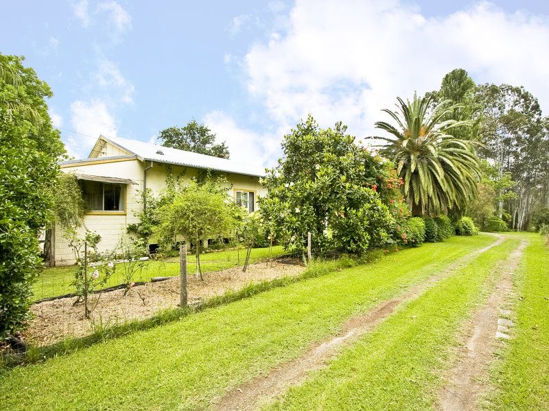 730 Londonderry Road, Londonderry - Thumbnail 7