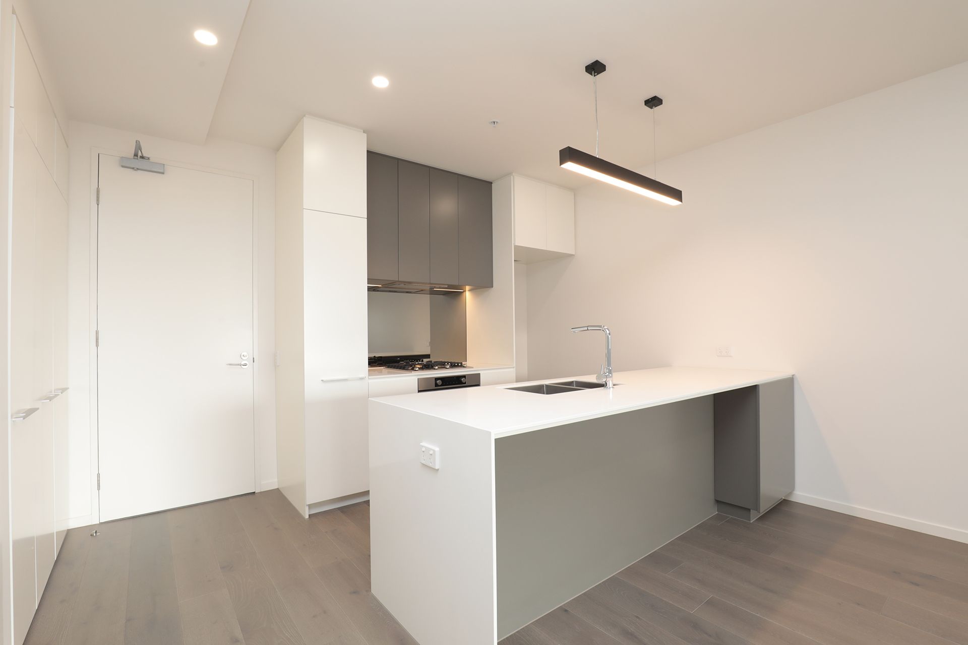 220/138 Glen Eira Road, Elsternwick - Thumbnail 2