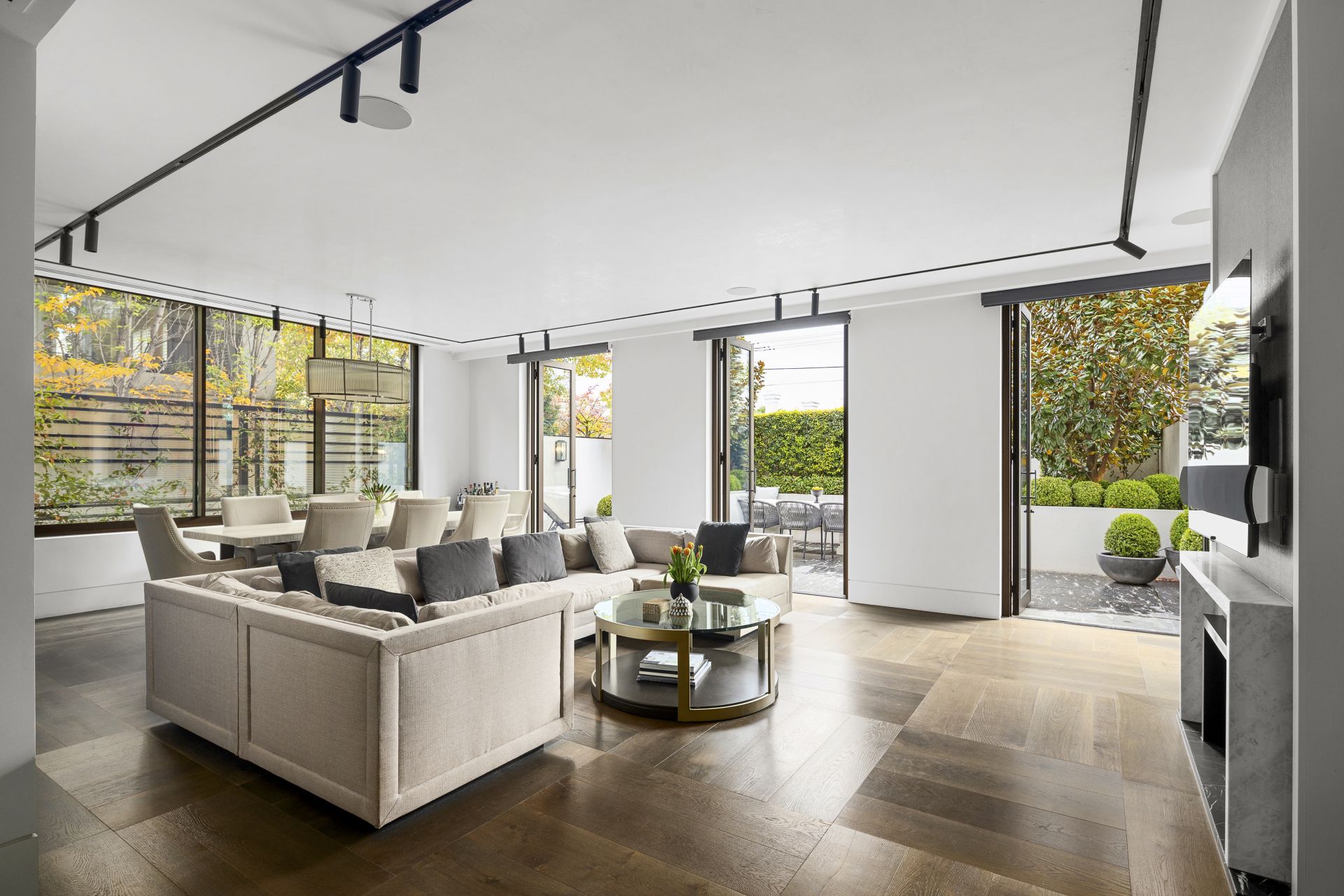 Kay & Burton G03/86 Mathoura Road, Toorak