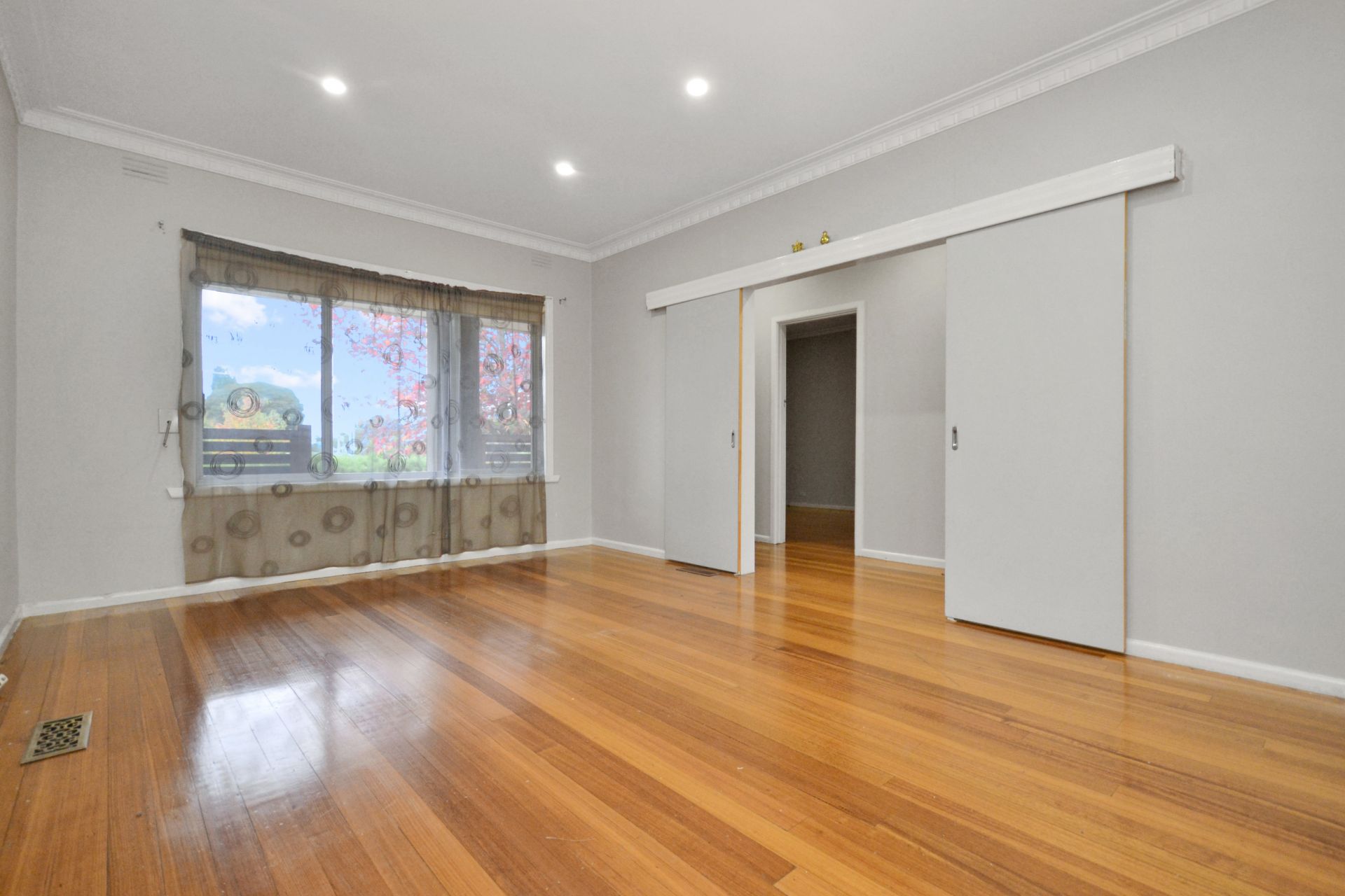 CHARMING THREE BEDROOM HOME!