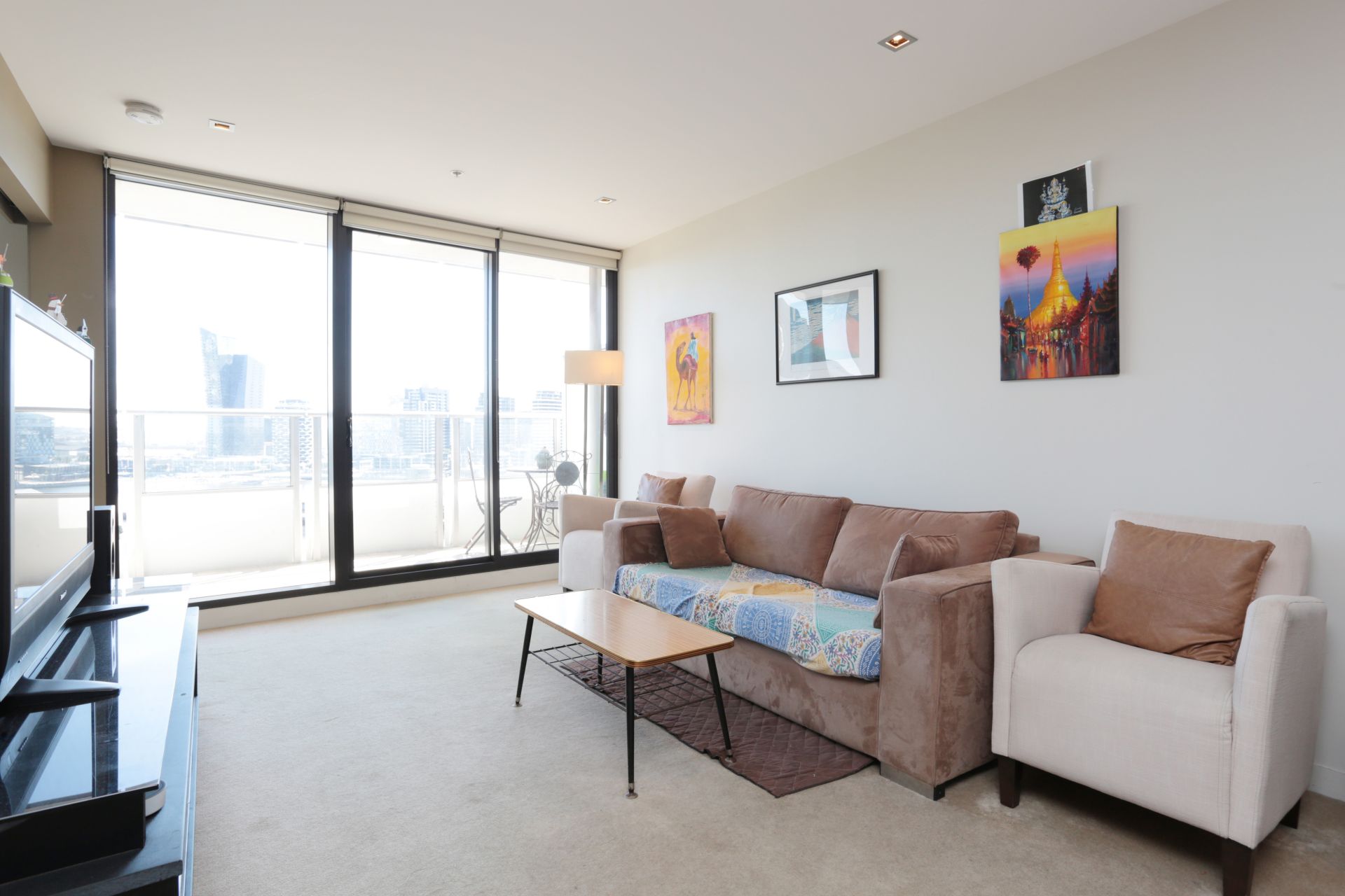 1404/100 Harbour Esplanade, Docklands - Thumbnail 2