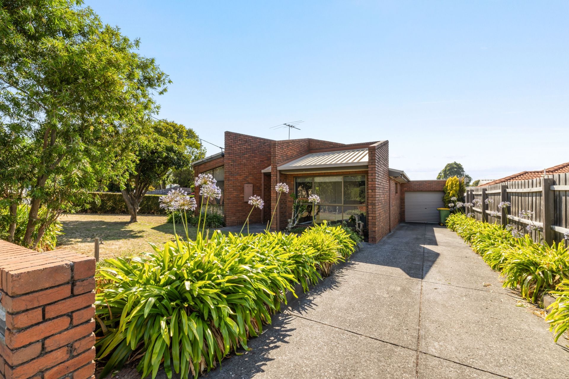 Spacious & Well-Located 2-Bedroom Unit – A Must-See!