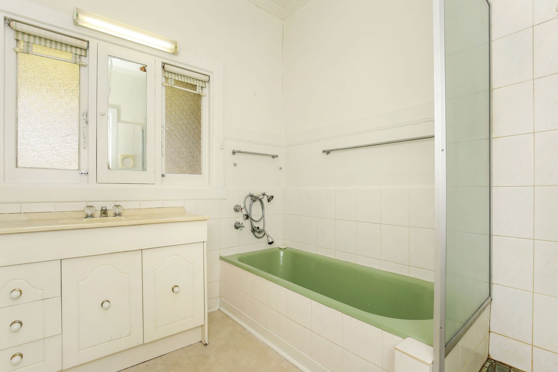 3 BEDROOM DELIGHT!