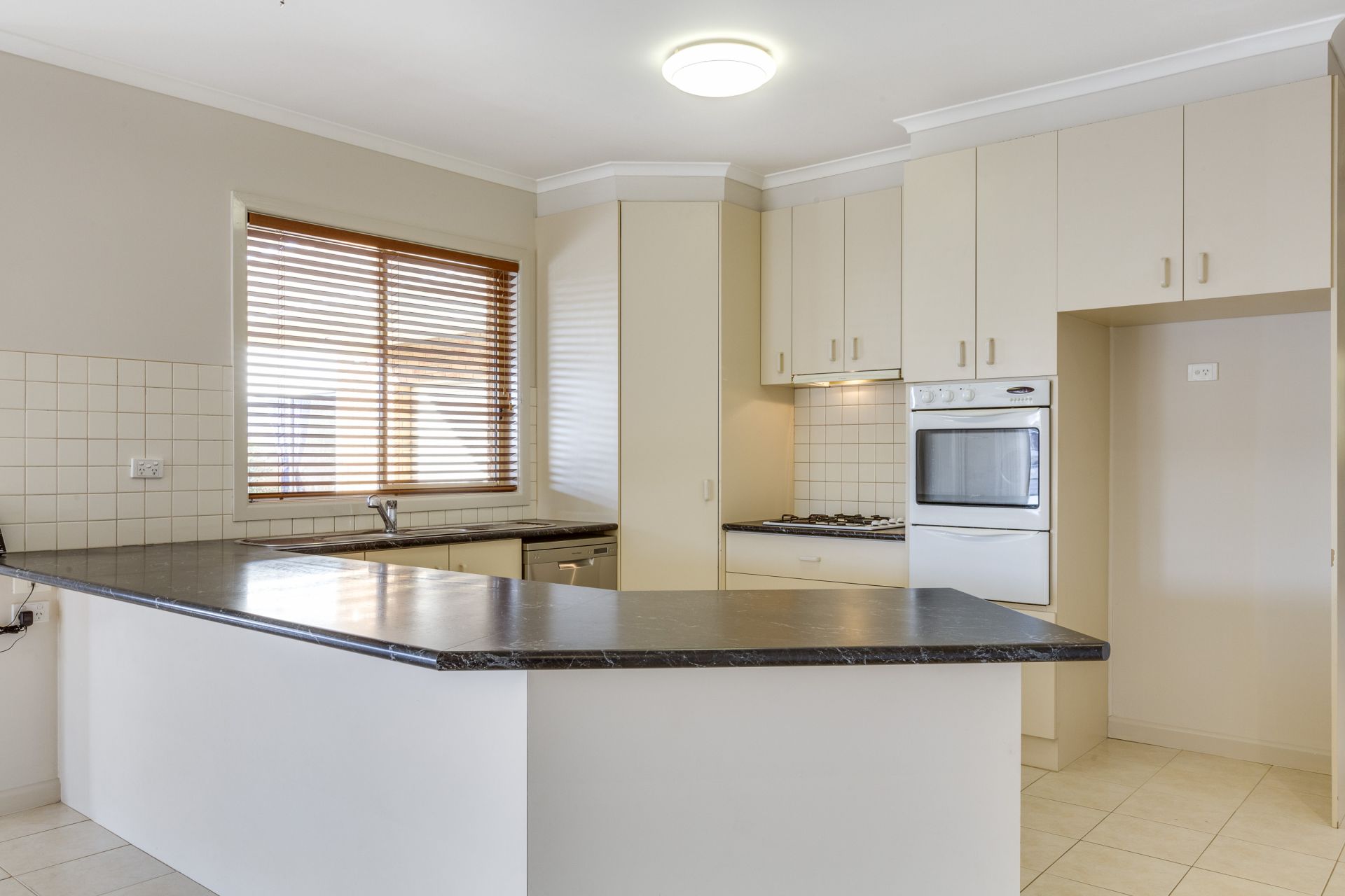 9 Dunn Court, Bacchus Marsh - Thumbnail 8