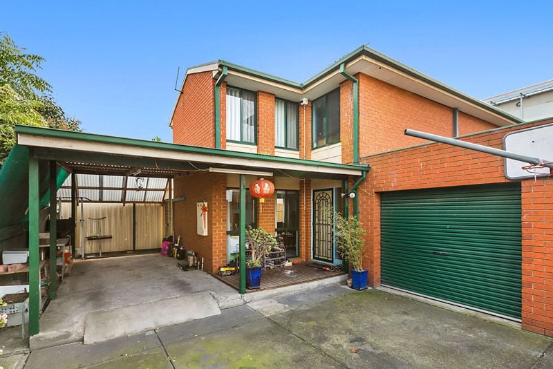 3/98 Macpherson Street, Footscray - Thumbnail 2