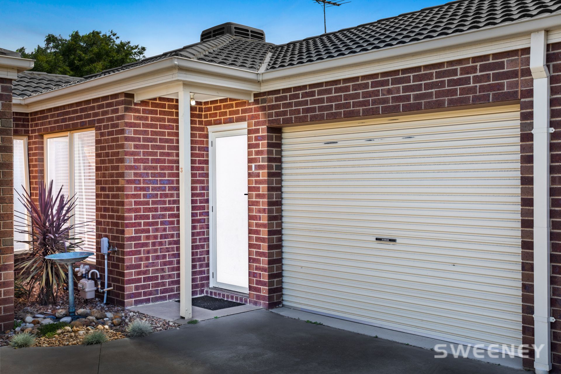 3/56-58 Donald Street South, Altona Meadows - Thumbnail 2