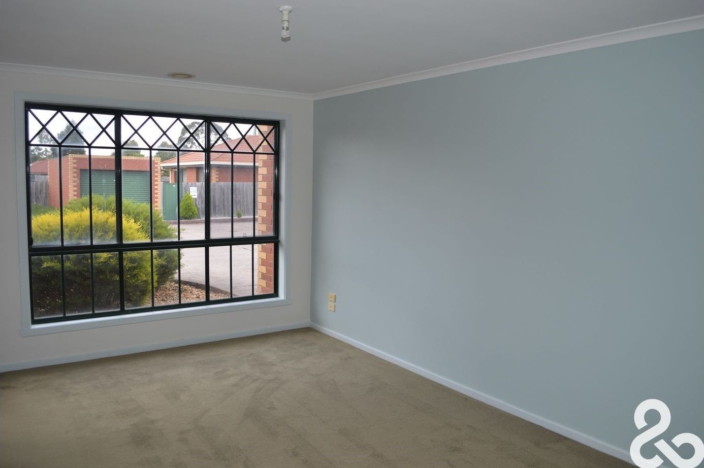 CONVENIENCE, LOCATION, PRIVACY