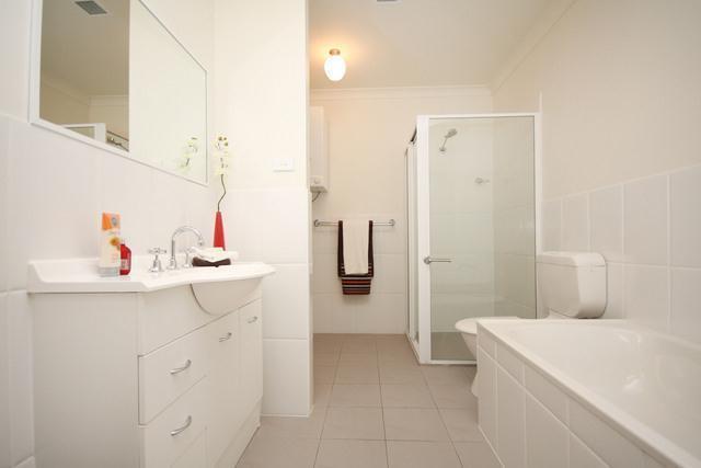 4/2 Namatjira Drive, Weston - Thumbnail 6