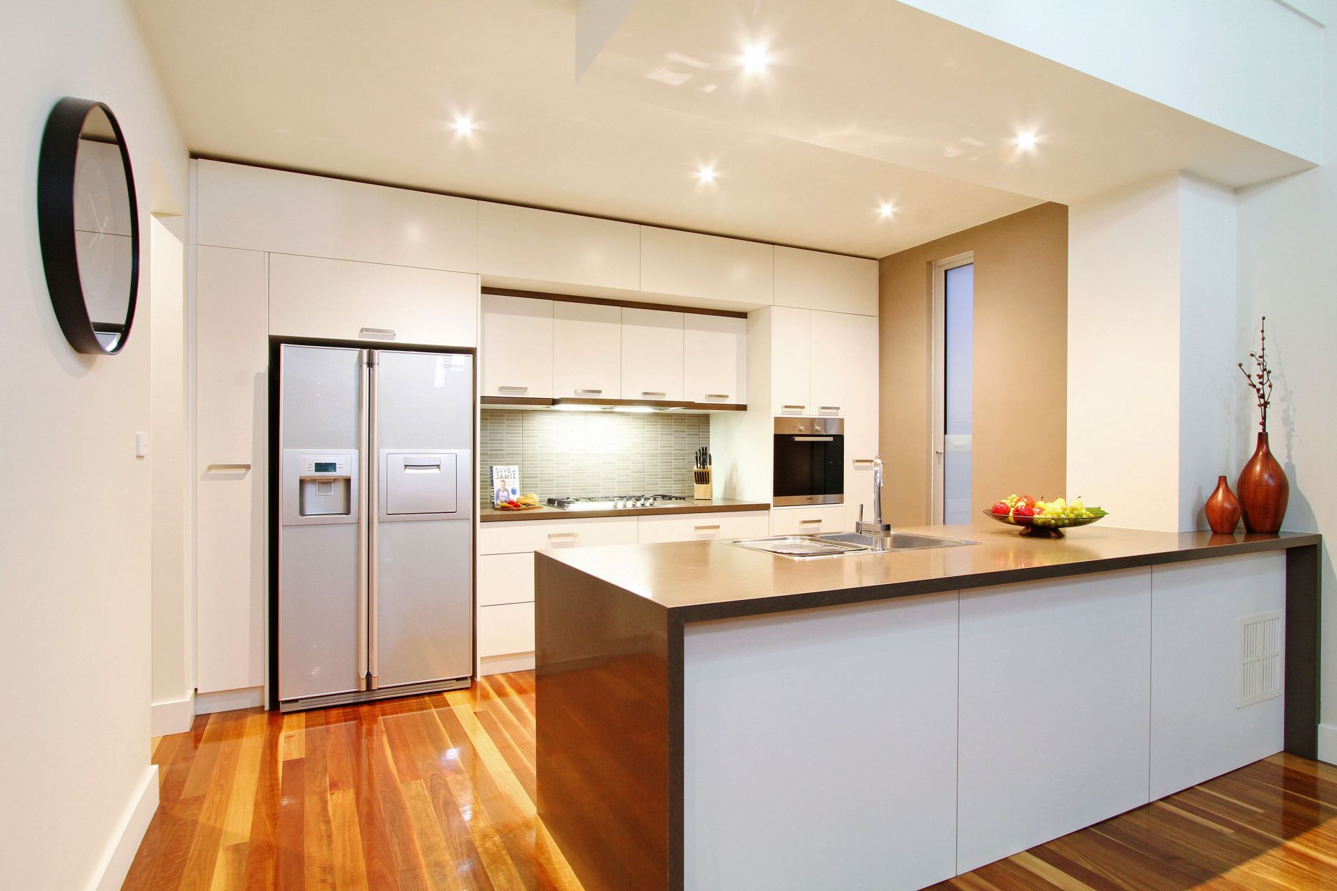 Contemporary Design With Spacious Sophisticated Style