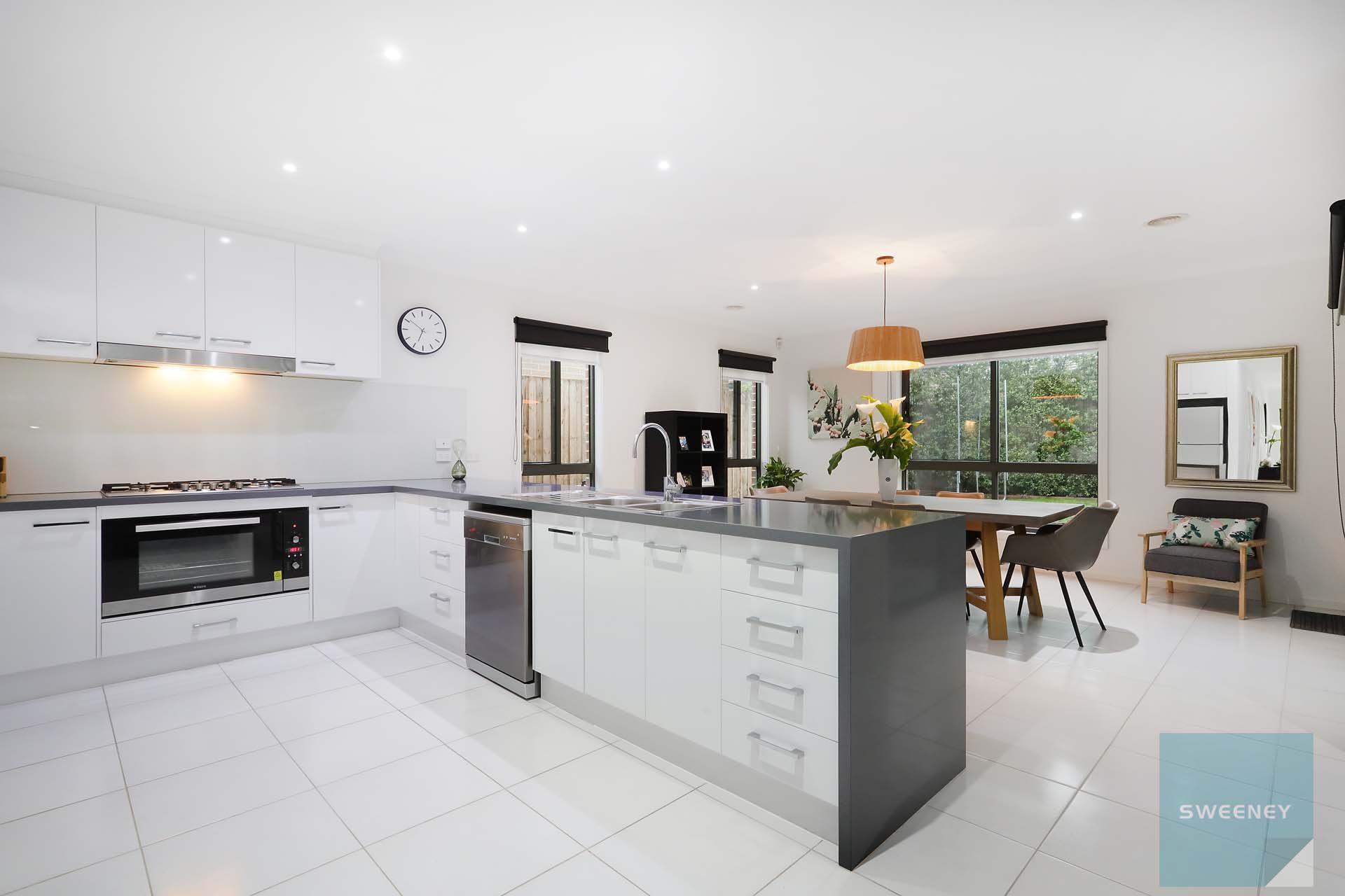 19 Zodiac Way, Fraser Rise - Thumbnail 8