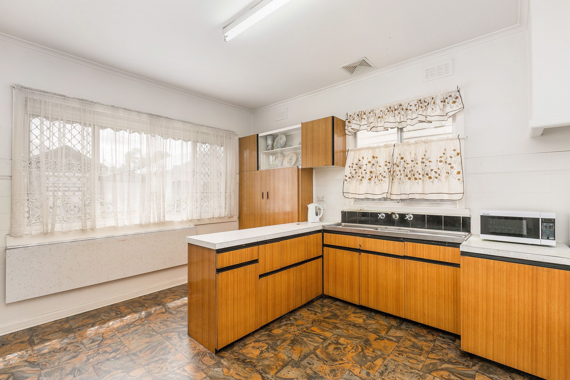 53 Stafford Street, Footscray - Thumbnail 4