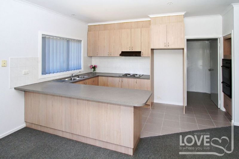 69 Kinsale Street, Reservoir
