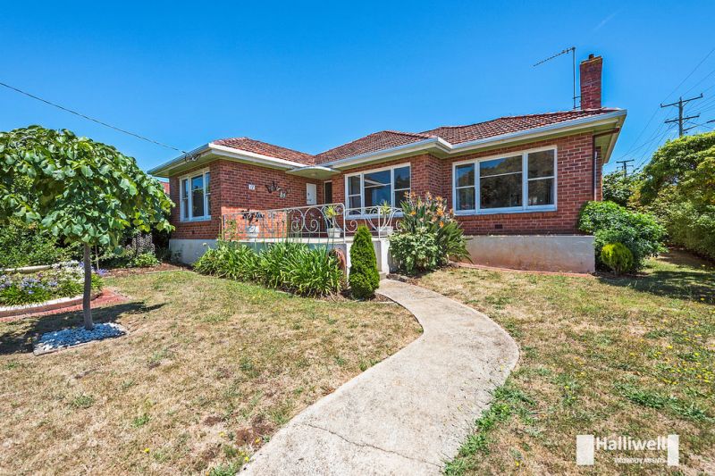 17 Ronald Street, Devonport Halliwell Property Agents
