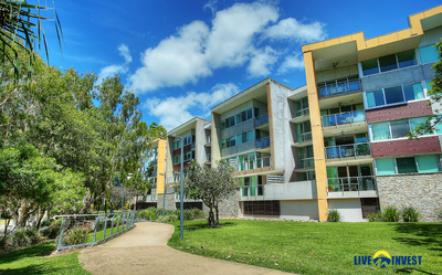 “VENDORS ARE COMMITTED ELSEWHERE. ALL OFFERS WILL BE SERIOUSLY CONSIDERED”  THIS BLUE CHIP PROPERTY OFFERS EVEN BETTER VALUE. 