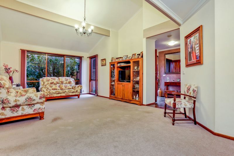 6 Pringle Place, Altona Meadows - Thumbnail 3