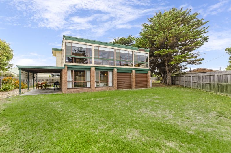 19 Antares Court OCEAN GROVE VIC, Ocean Grove - Thumbnail 3