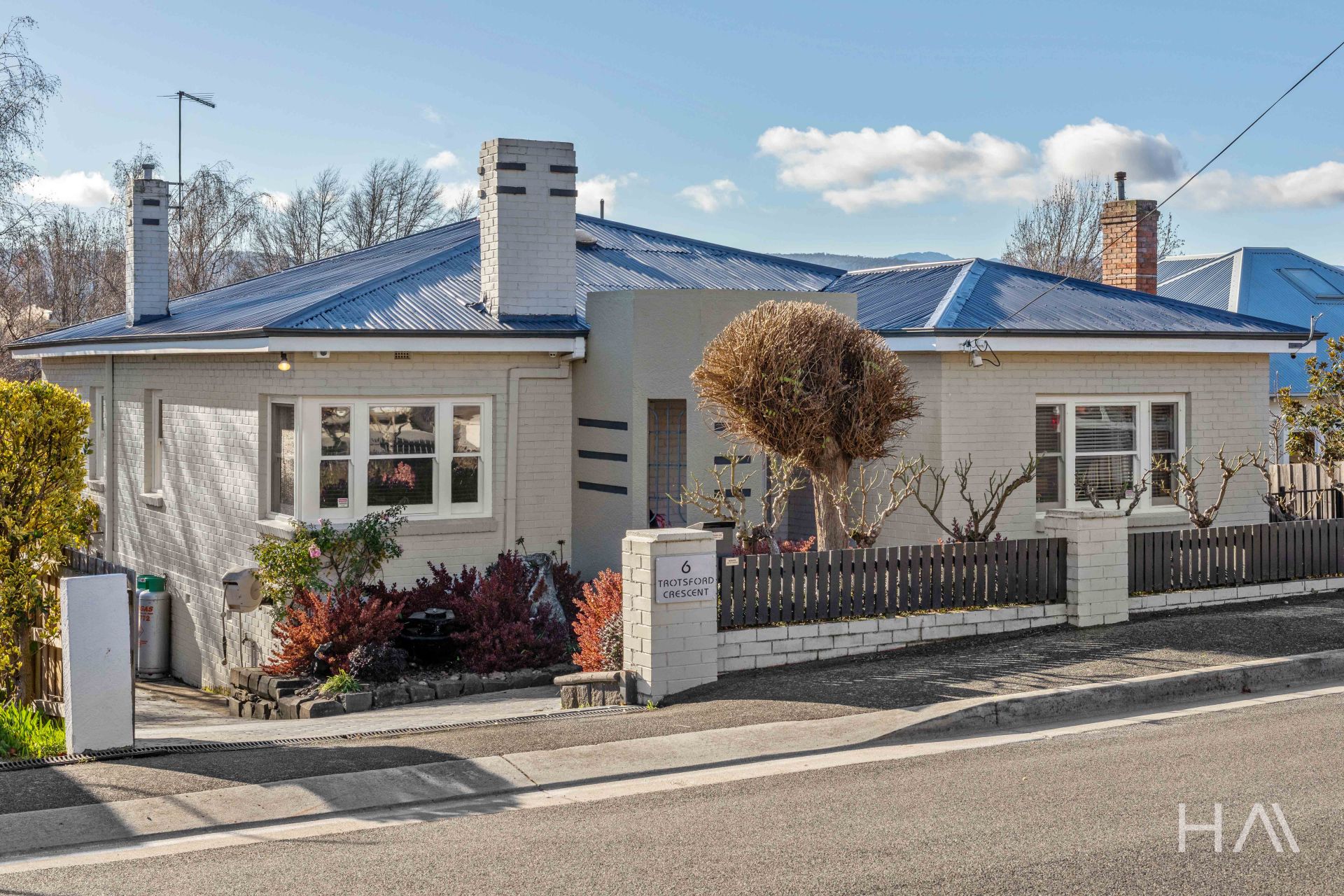 6 Trotsford Crescent Newstead, Newstead - Thumbnail 2