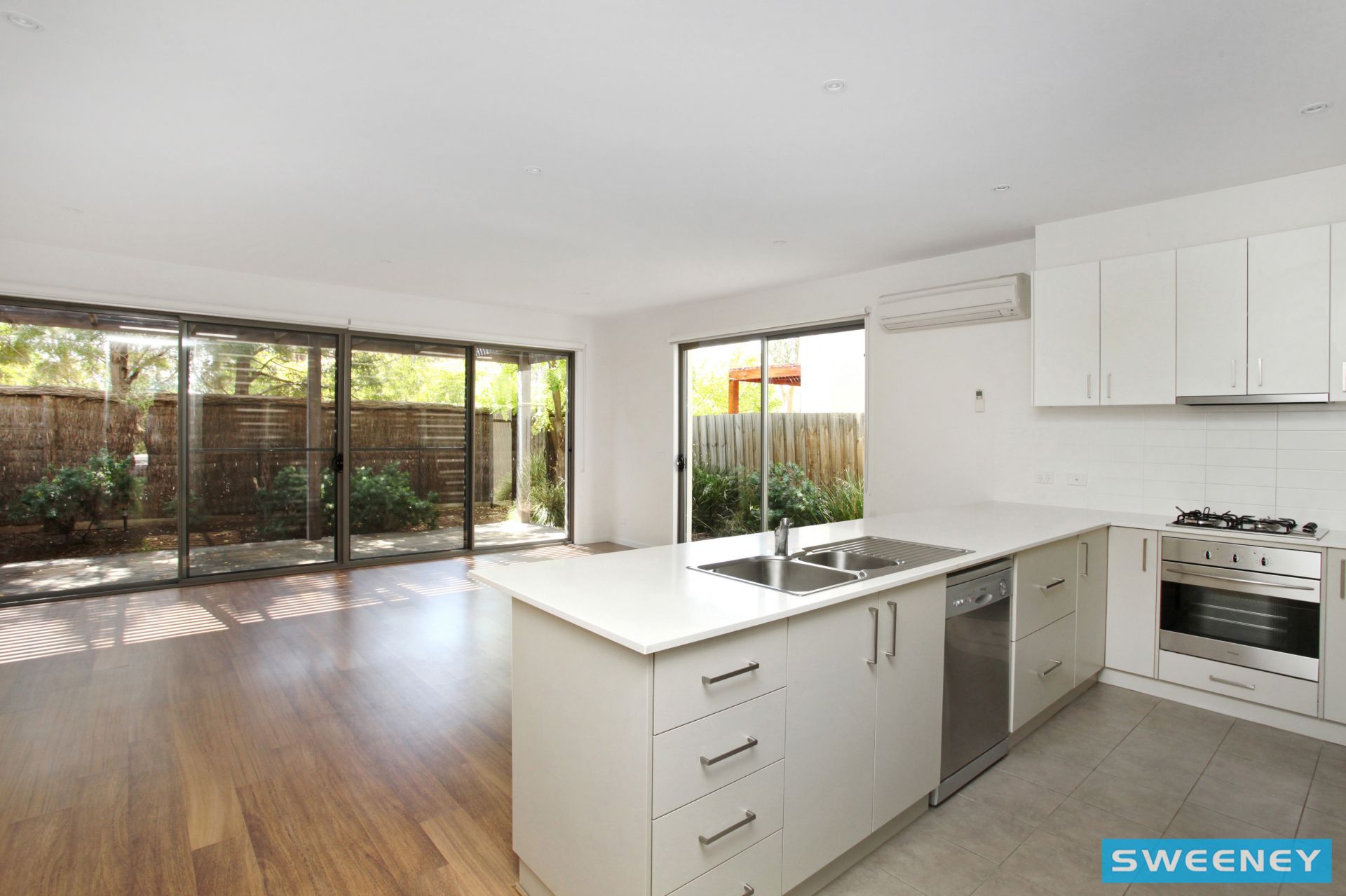 3/1-5 The Close, Caroline Springs - Thumbnail 4