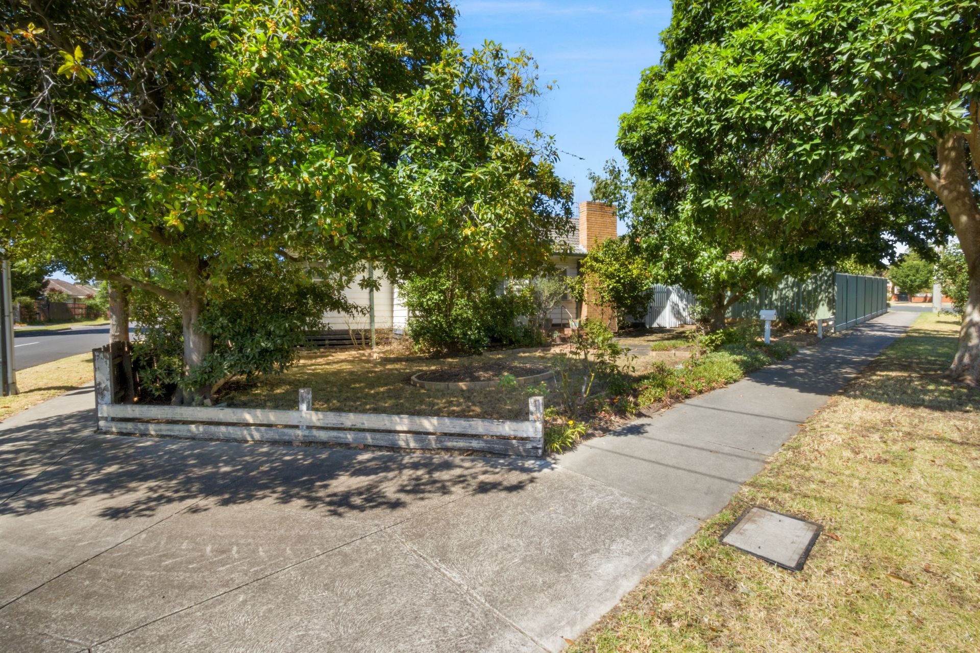 Immediate Charm And Untapped Potential in A Desirable Location