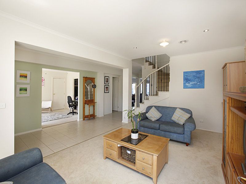 12 Brampton Close, Point Cook - Thumbnail 4