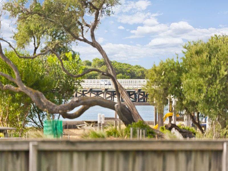 11 Flinders Parade BARWON HEADS VIC, Barwon Heads - Thumbnail 5