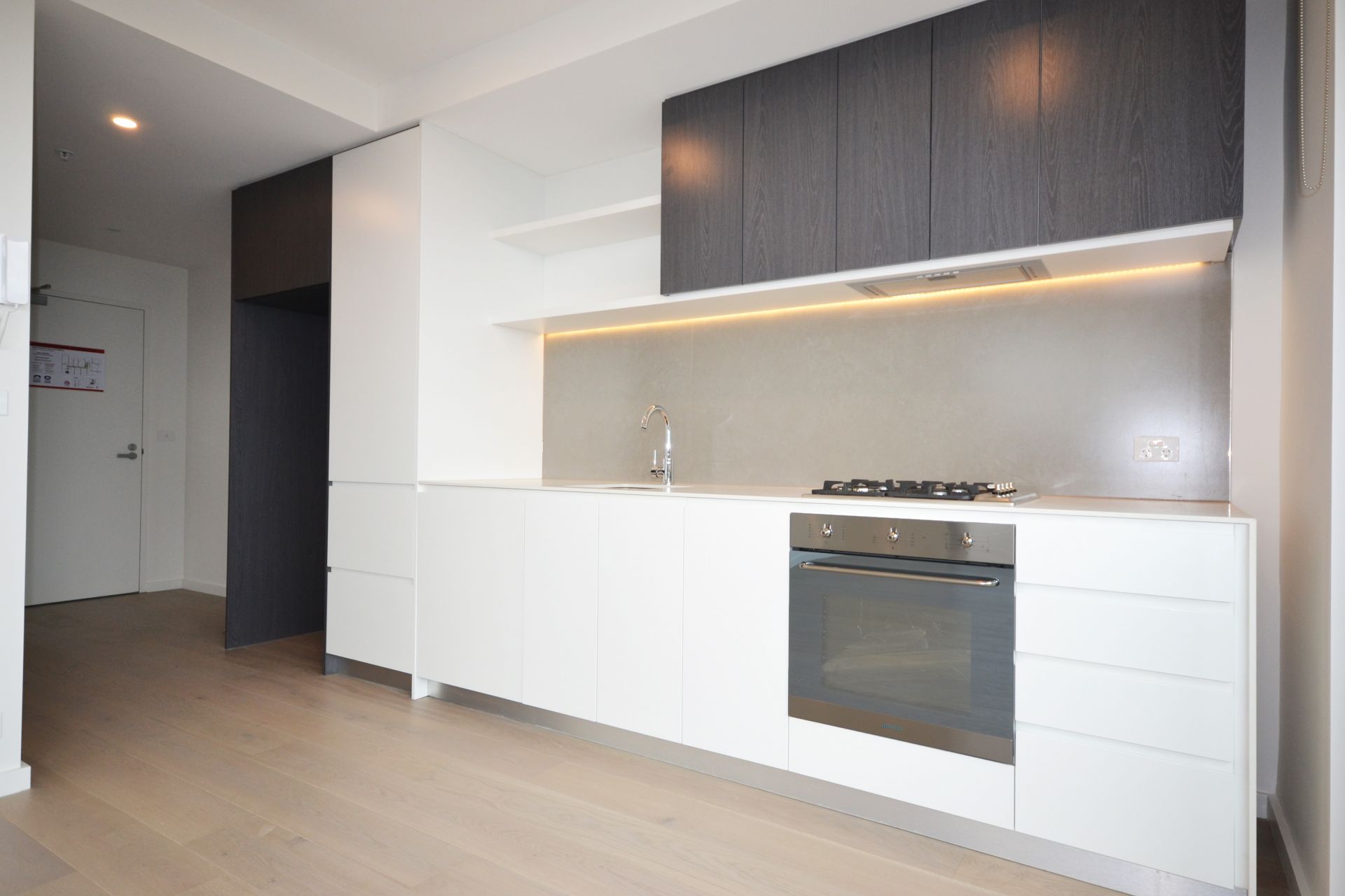 PRIME PRESTON LIVING WITH UNINTERRUPTED CITY VIEWS