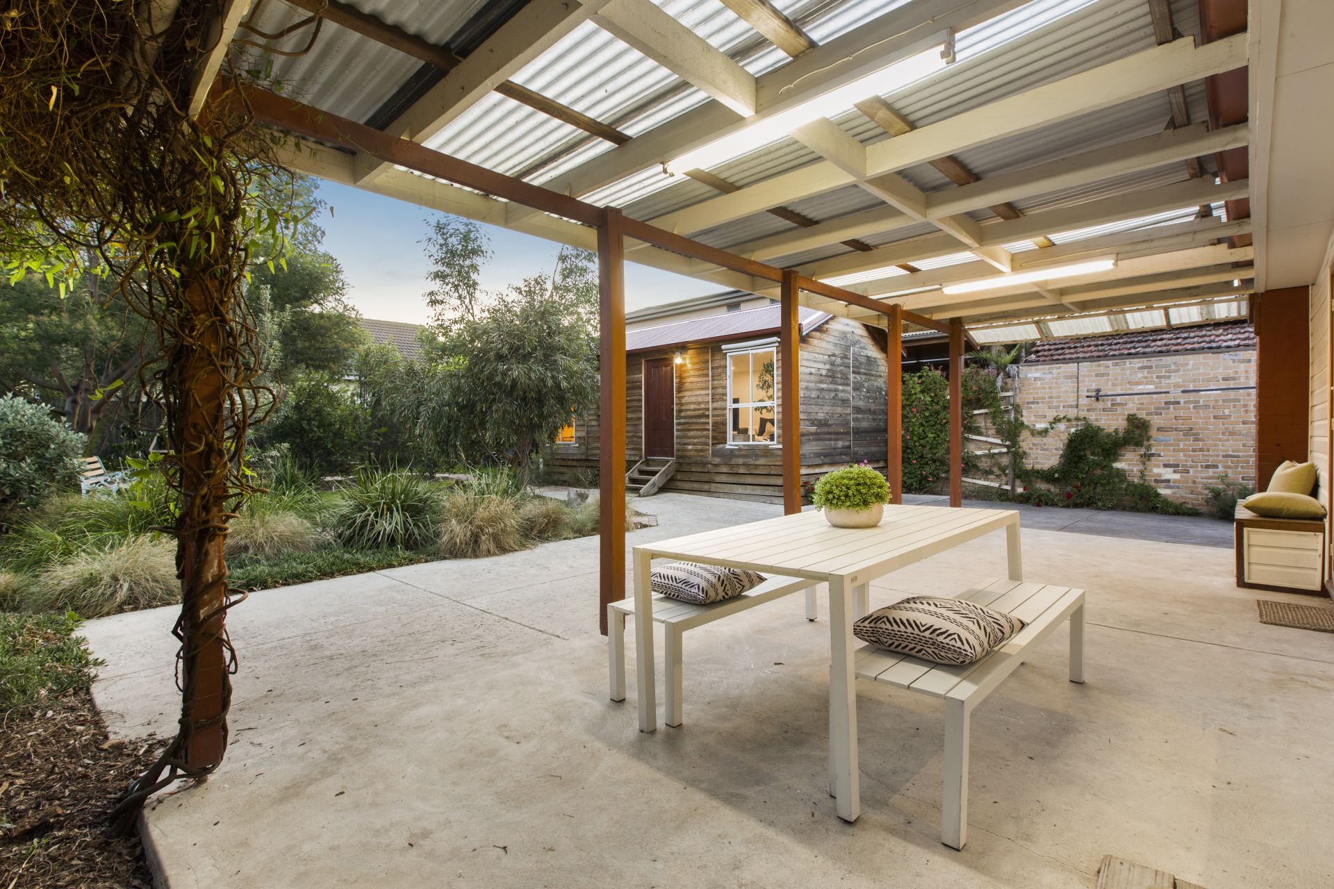 Real Estate For Sale 89 Henty Street Reservoir , VIC