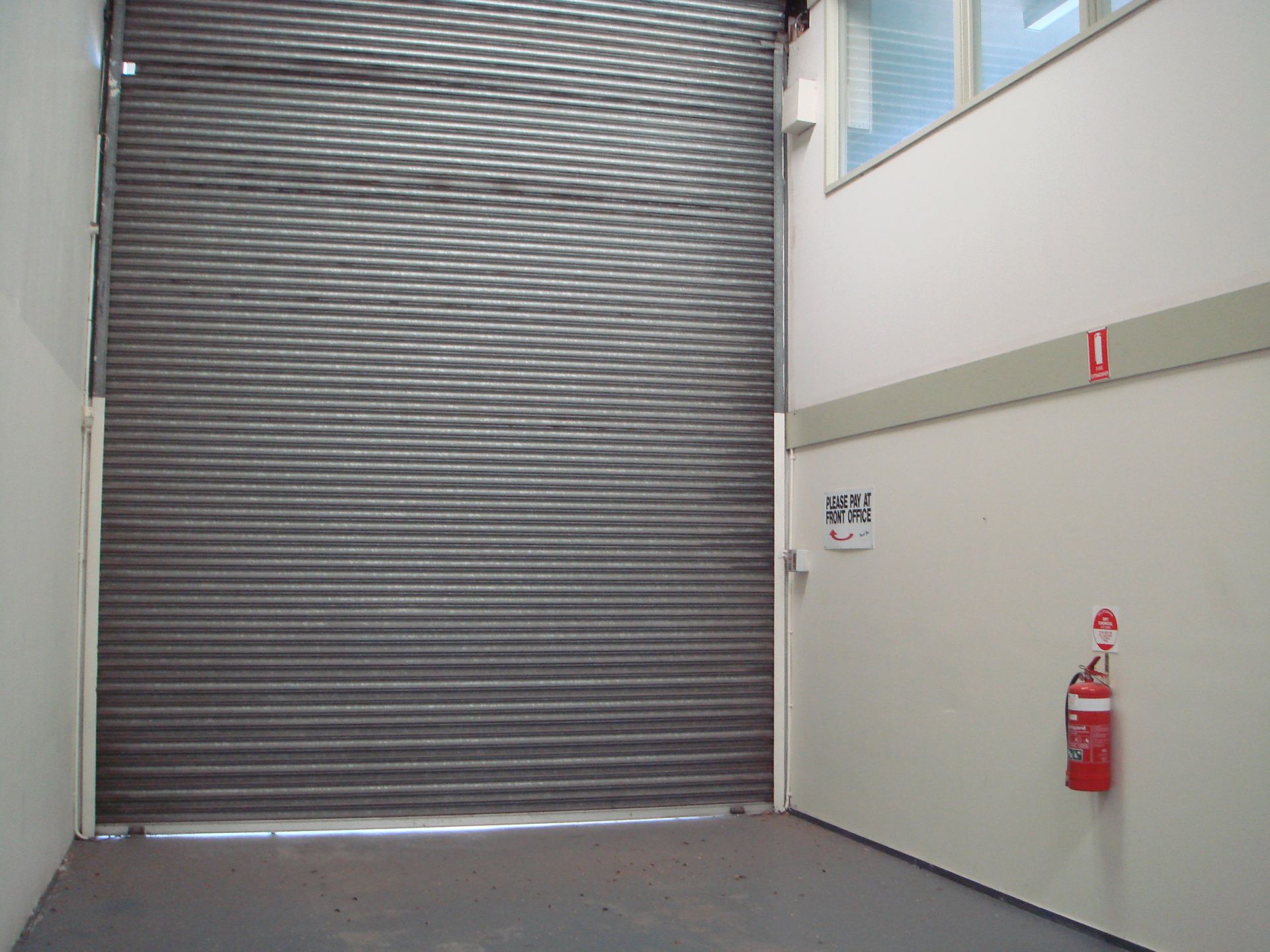 FACTORY/WAREHOUSE WITH CARE TAKER RESIDENCE