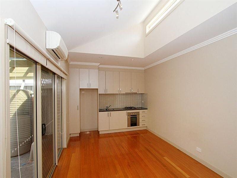 Low Maintenance Modern Living!