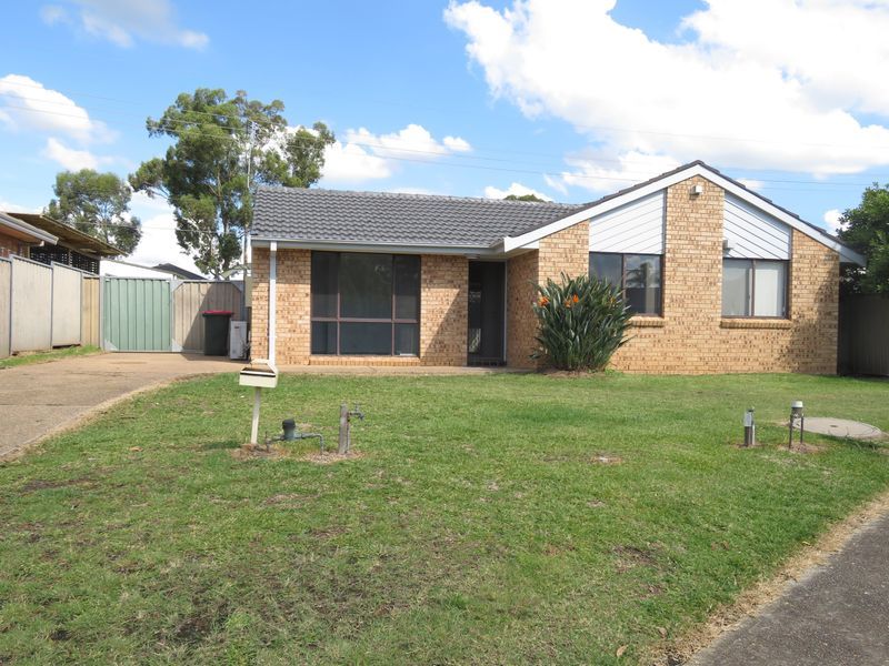 19 Verrills Grove, Oakhurst