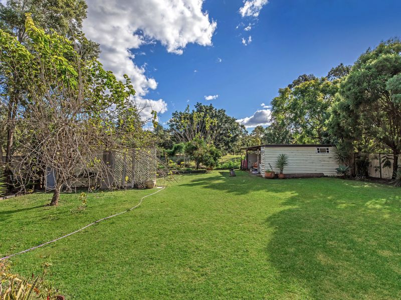 Real Estate For Sale 122 Queen