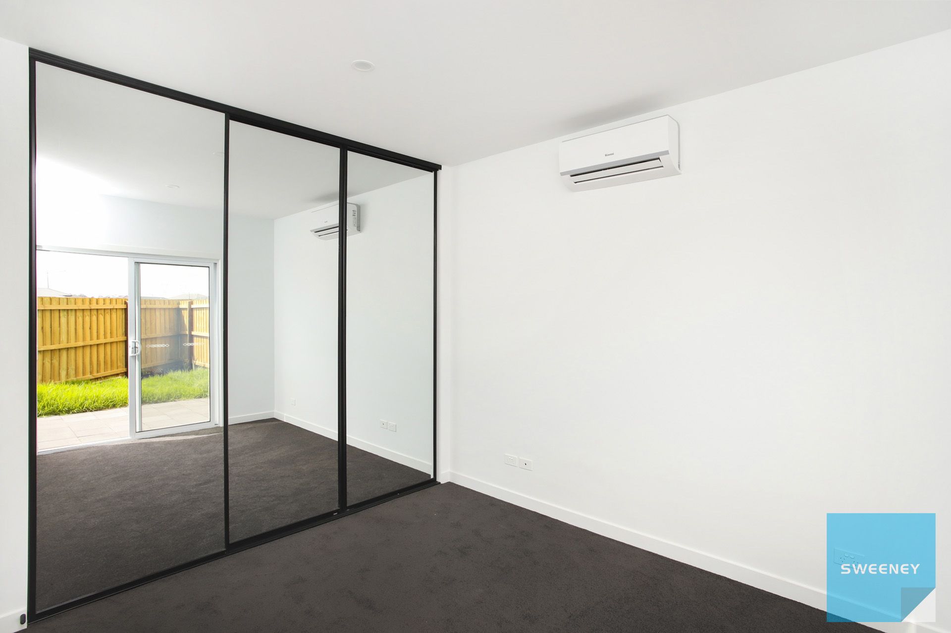 4/23 Lockwood Court, Fraser Rise - Thumbnail 4