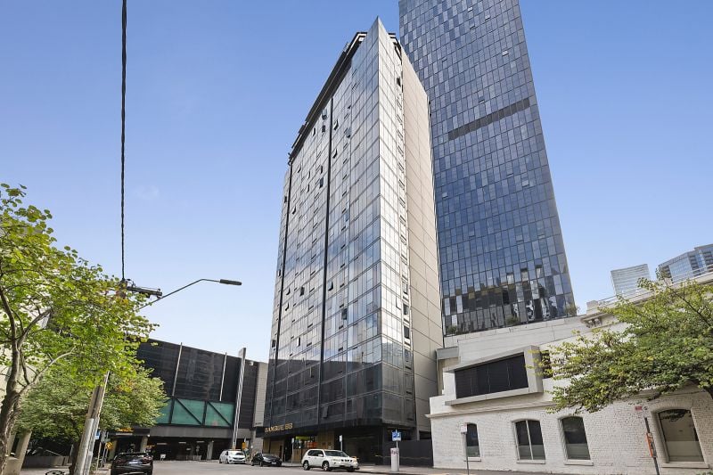 1103/33 Clarke Street, Southbank - Thumbnail 2