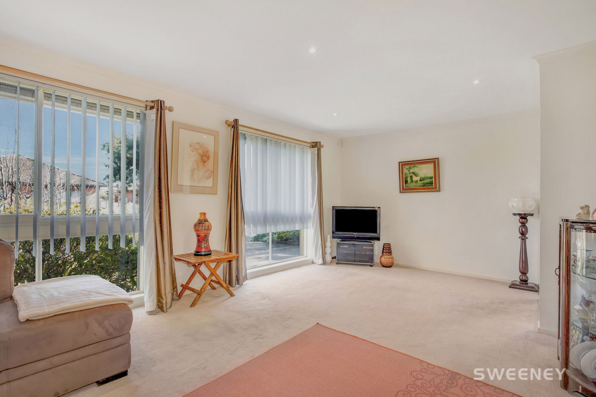 5 Carole Court, Seabrook - Thumbnail 4