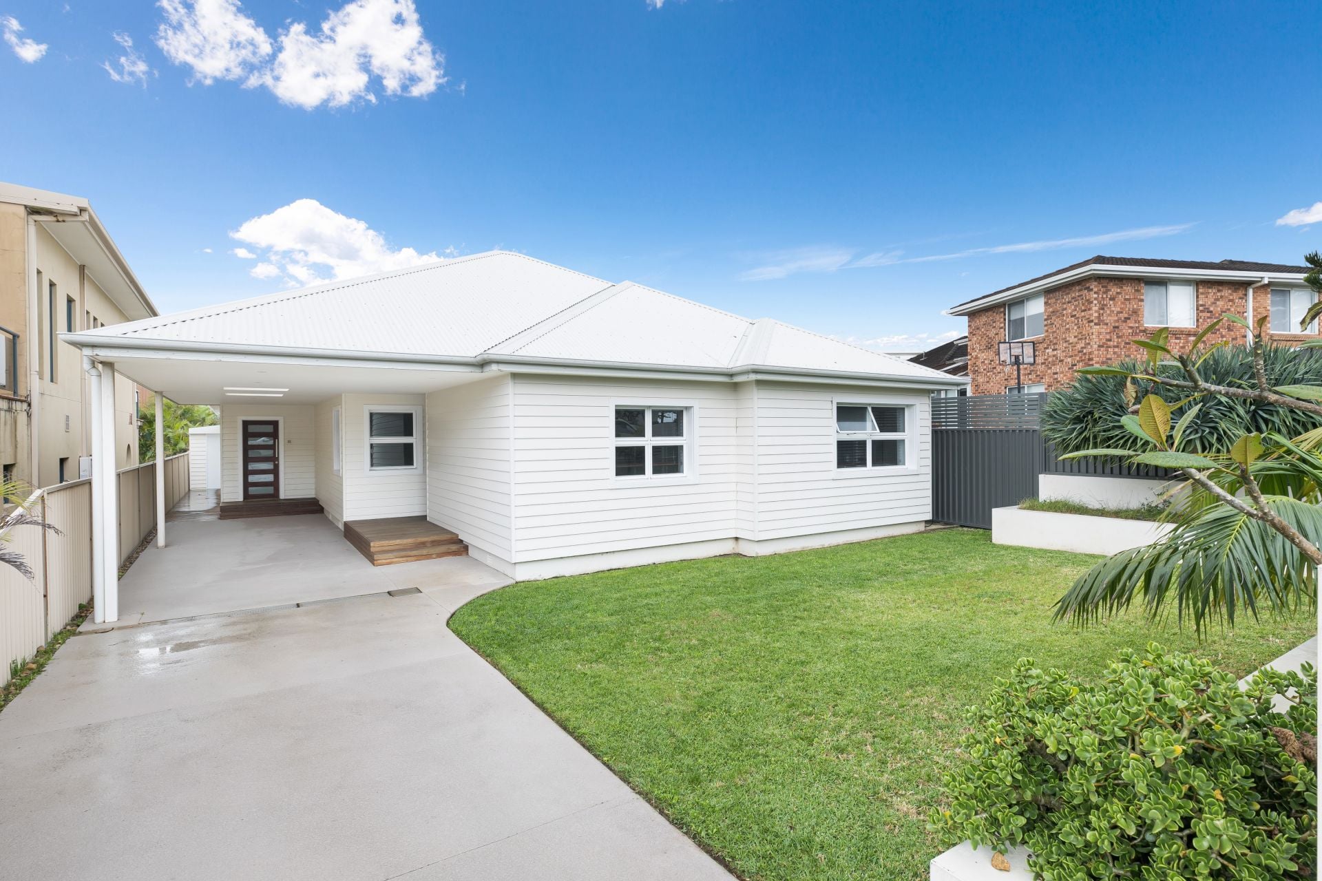9 Links Avenue