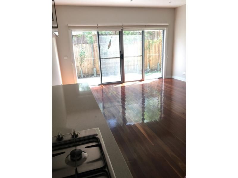 Beautifully Presented Two Bedroom Townhouse