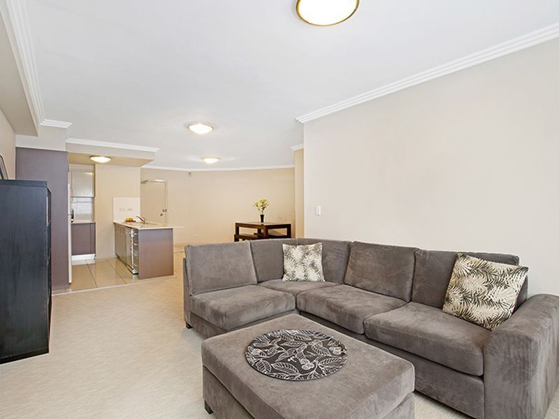 Unit 8/52 Courallie Avenue, HOMEBUSH WEST