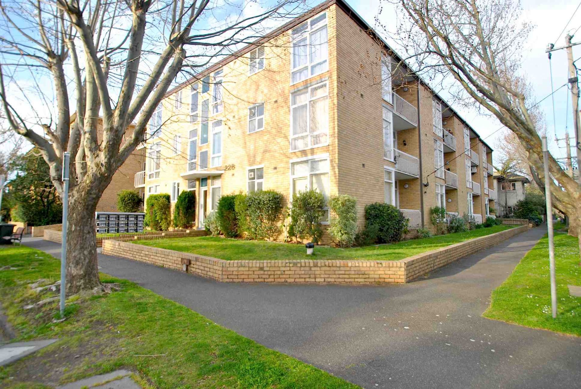 10/22B Crimea Street, St Kilda - Thumbnail 2