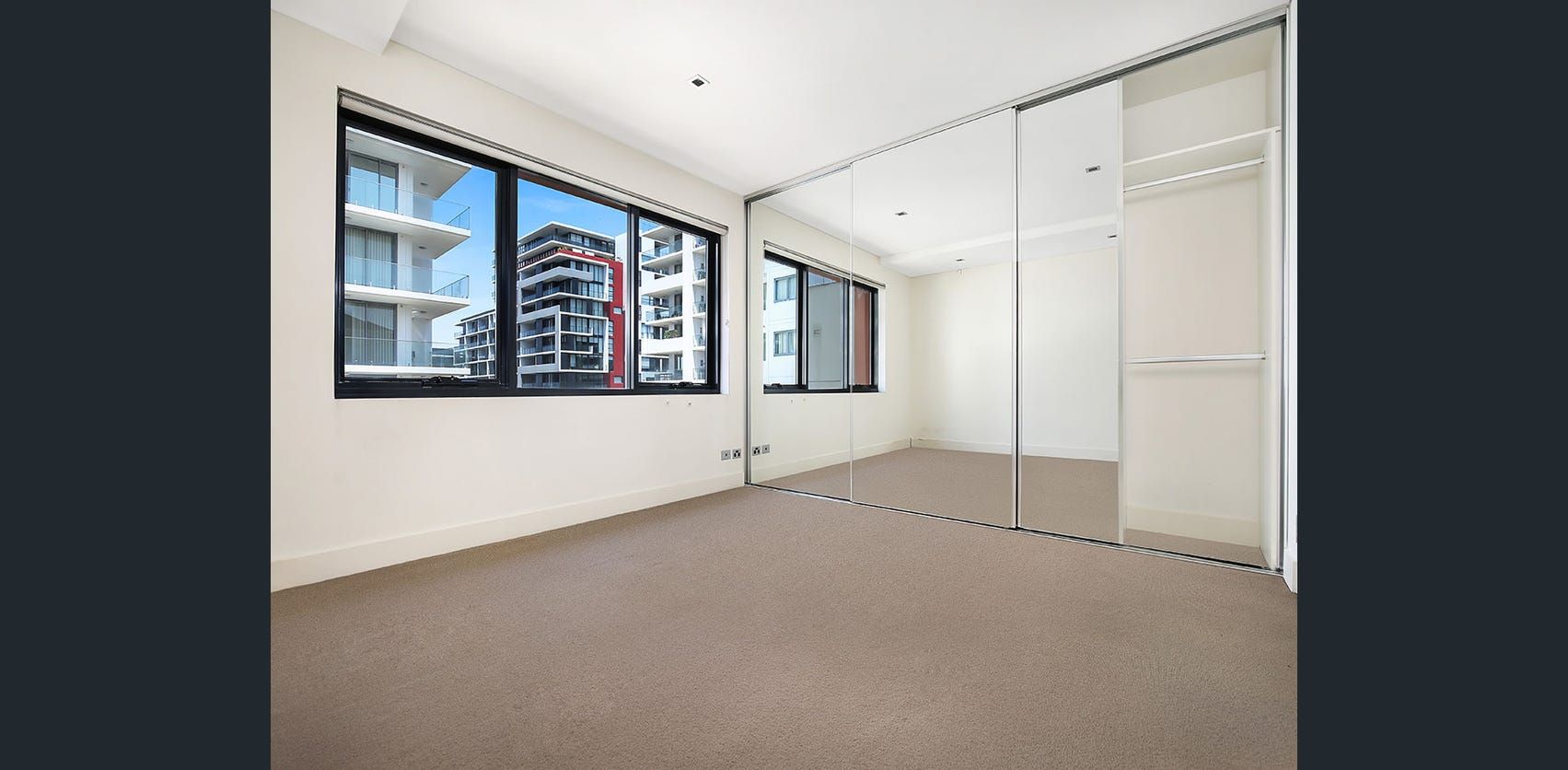 Real Estate For Lease 402/5361 Crown Street Wollongong , NSW