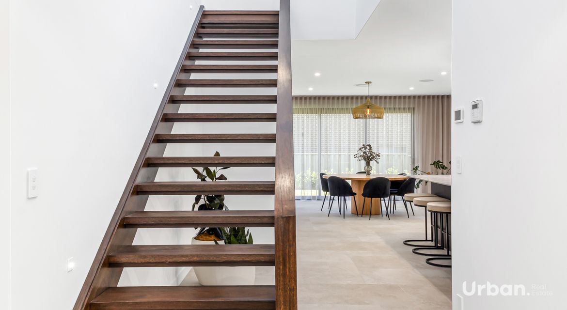 Colebee 1 Camira Place