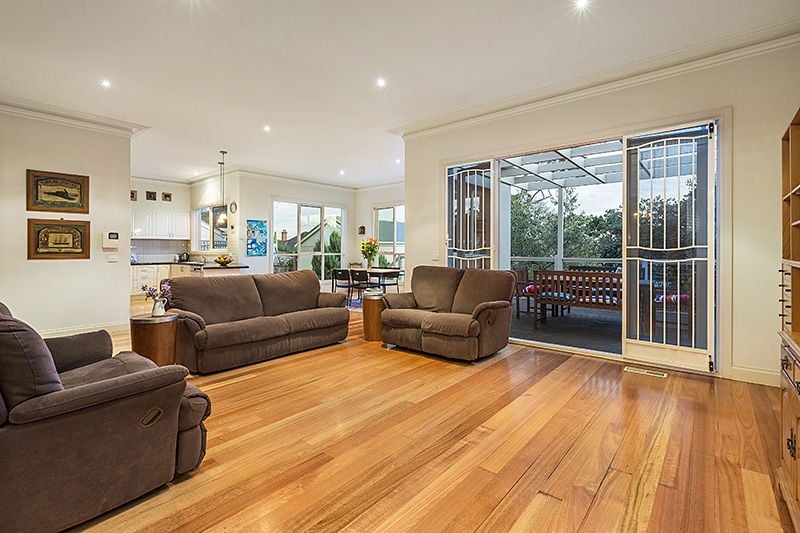 37 Stevenson Street, Kew - Thumbnail 3