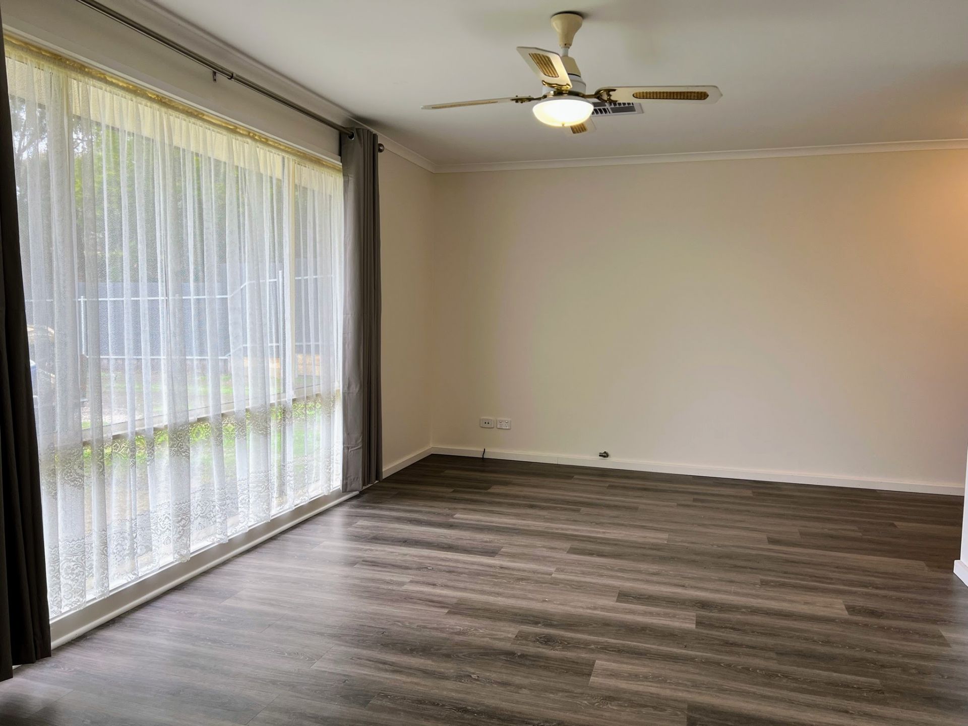 4B Plowman Close, Nairne Adcock Real Estate