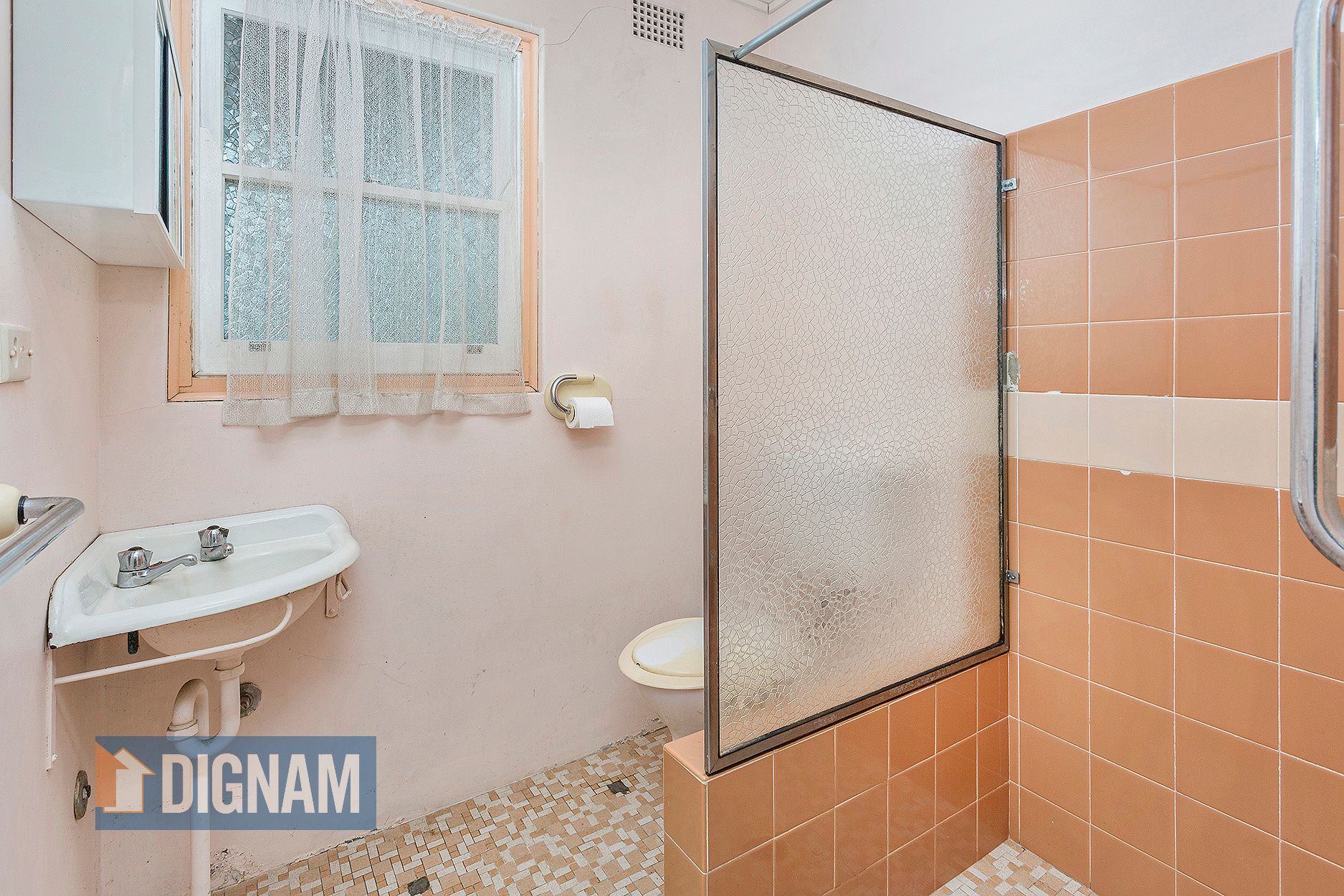 7 Gregory Street, Coniston NSW