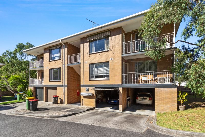 21/227-229 Nepean Street, Greensborough