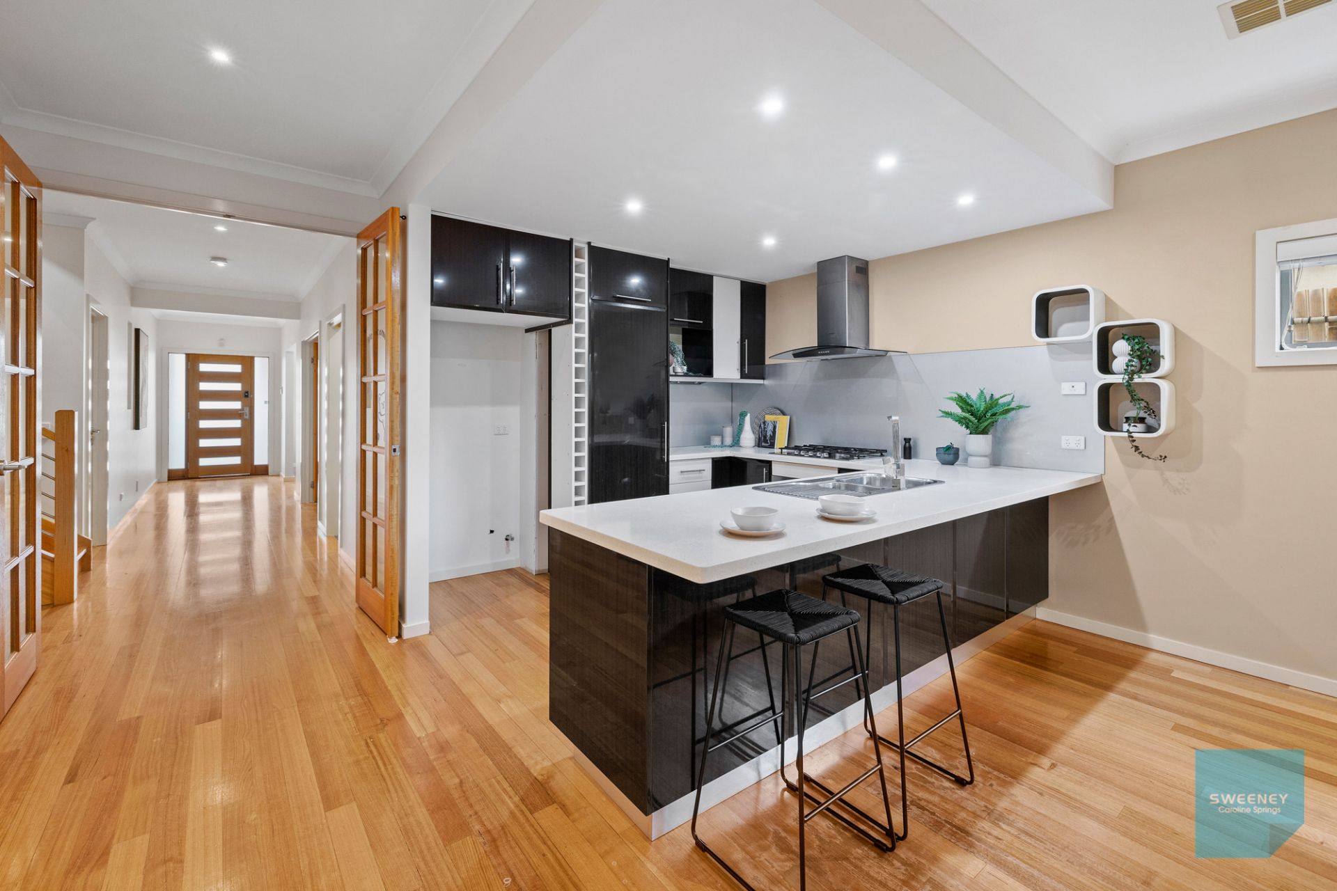20 Brunton Avenue, Caroline Springs - Thumbnail 6