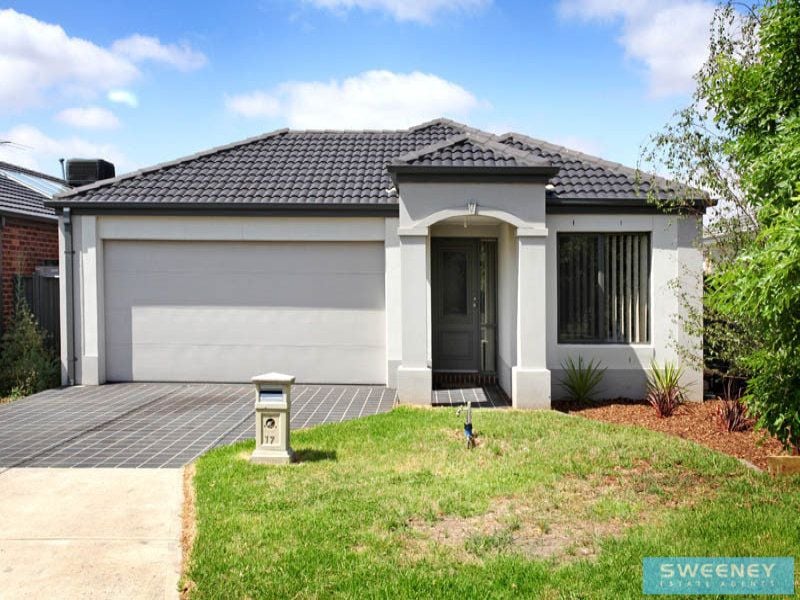 17 Cassan Way, Caroline Springs - Thumbnail 2