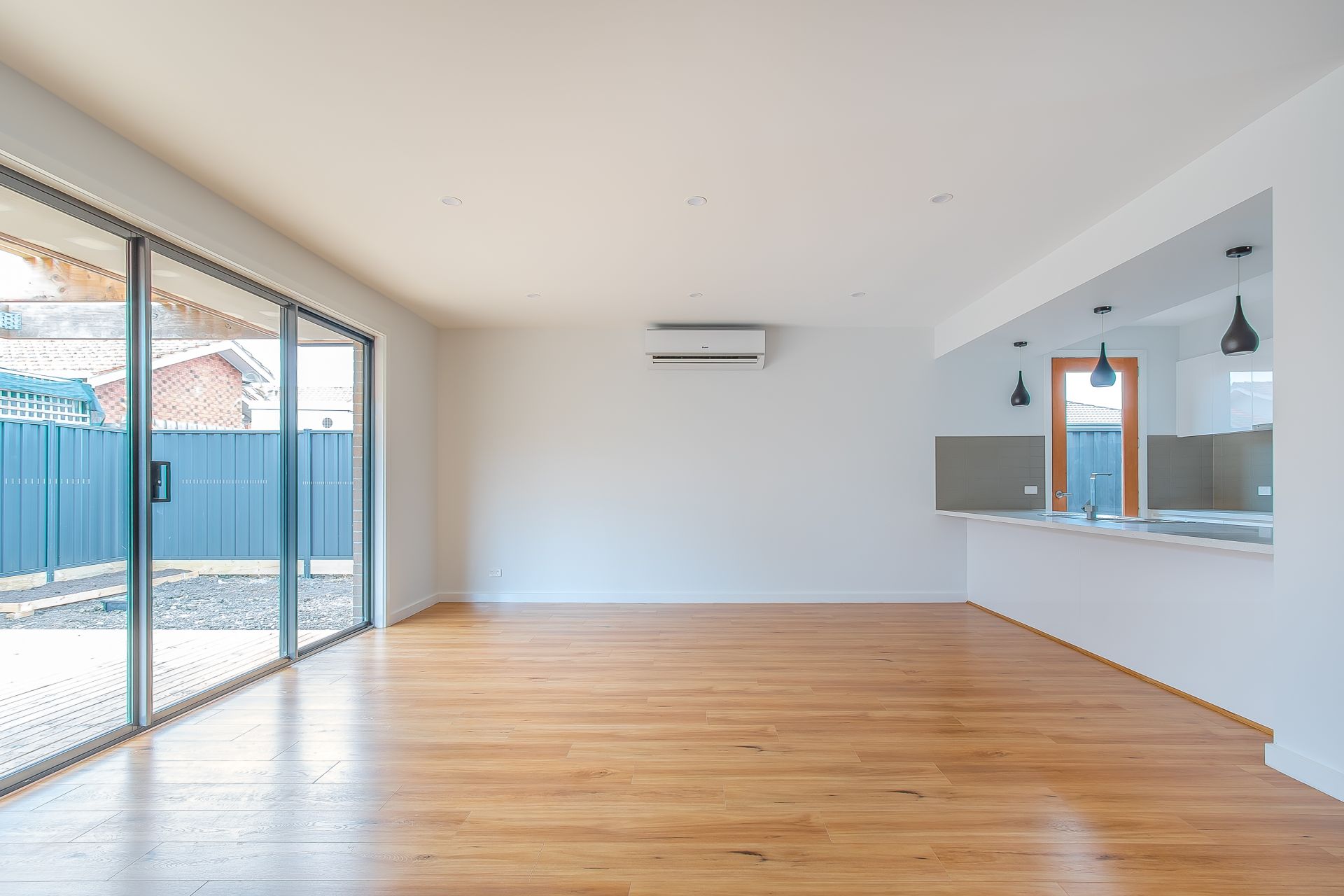 DESIGNER TOWNHOUSE