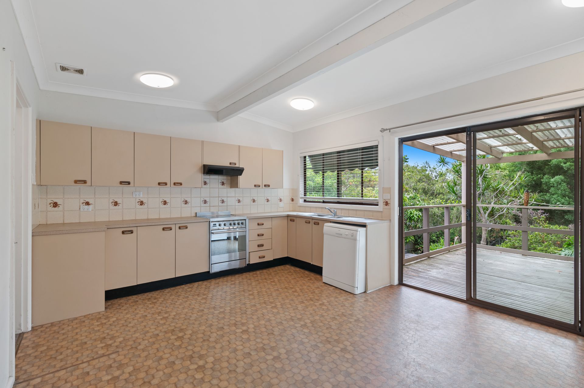 71 Lakin Street Bateau Bay NSW, Bateau Bay - Thumbnail 6